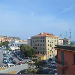 Genovese Elena Appartamento Varazze